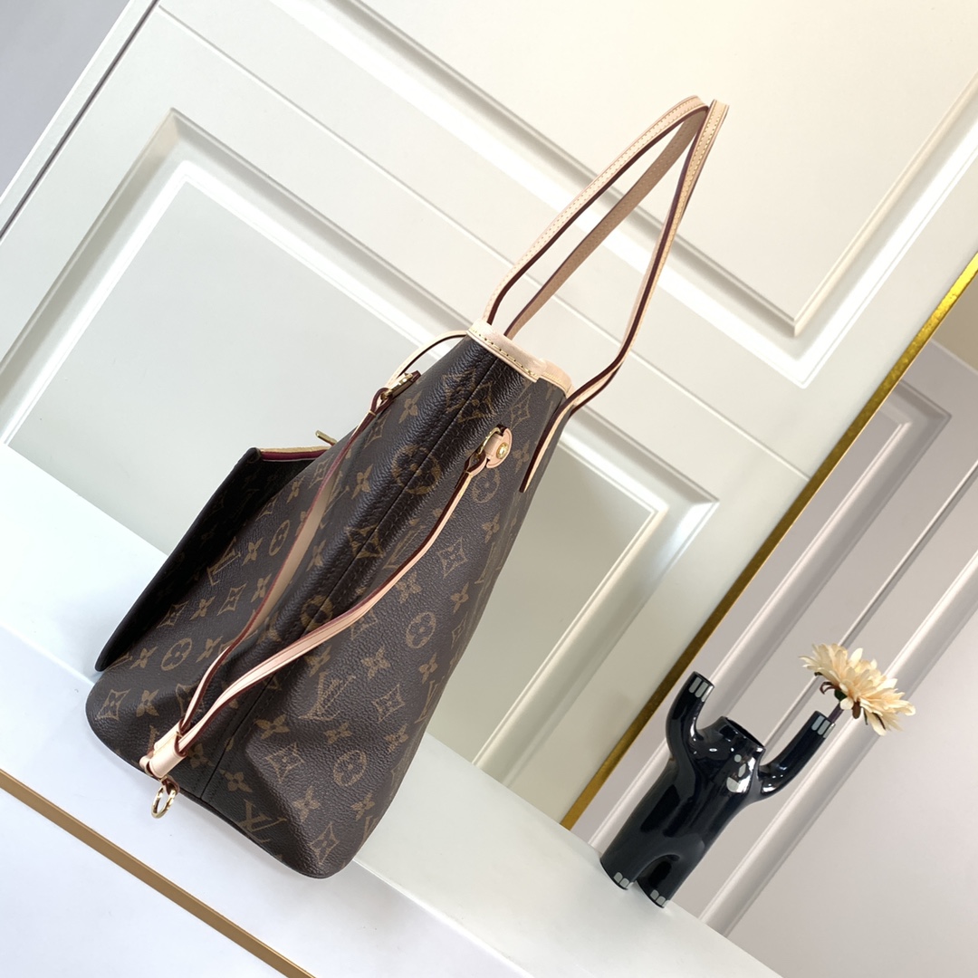 Louis Vuitton Shopping Bags